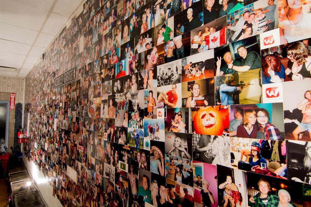 Wicked Hostels - YYC Eksteriør bilde